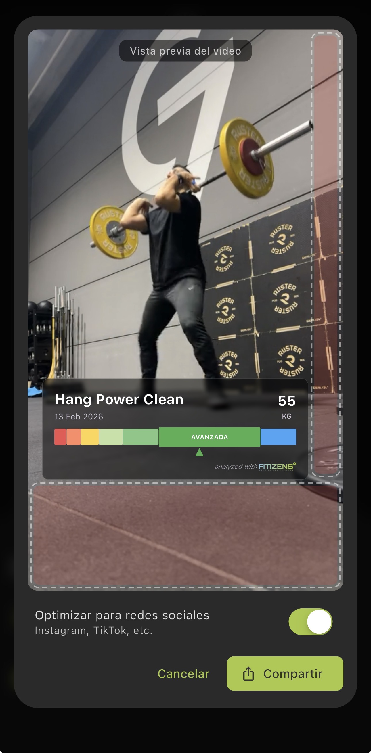Vídeo vertical 9:16 con overlay animado de análisis