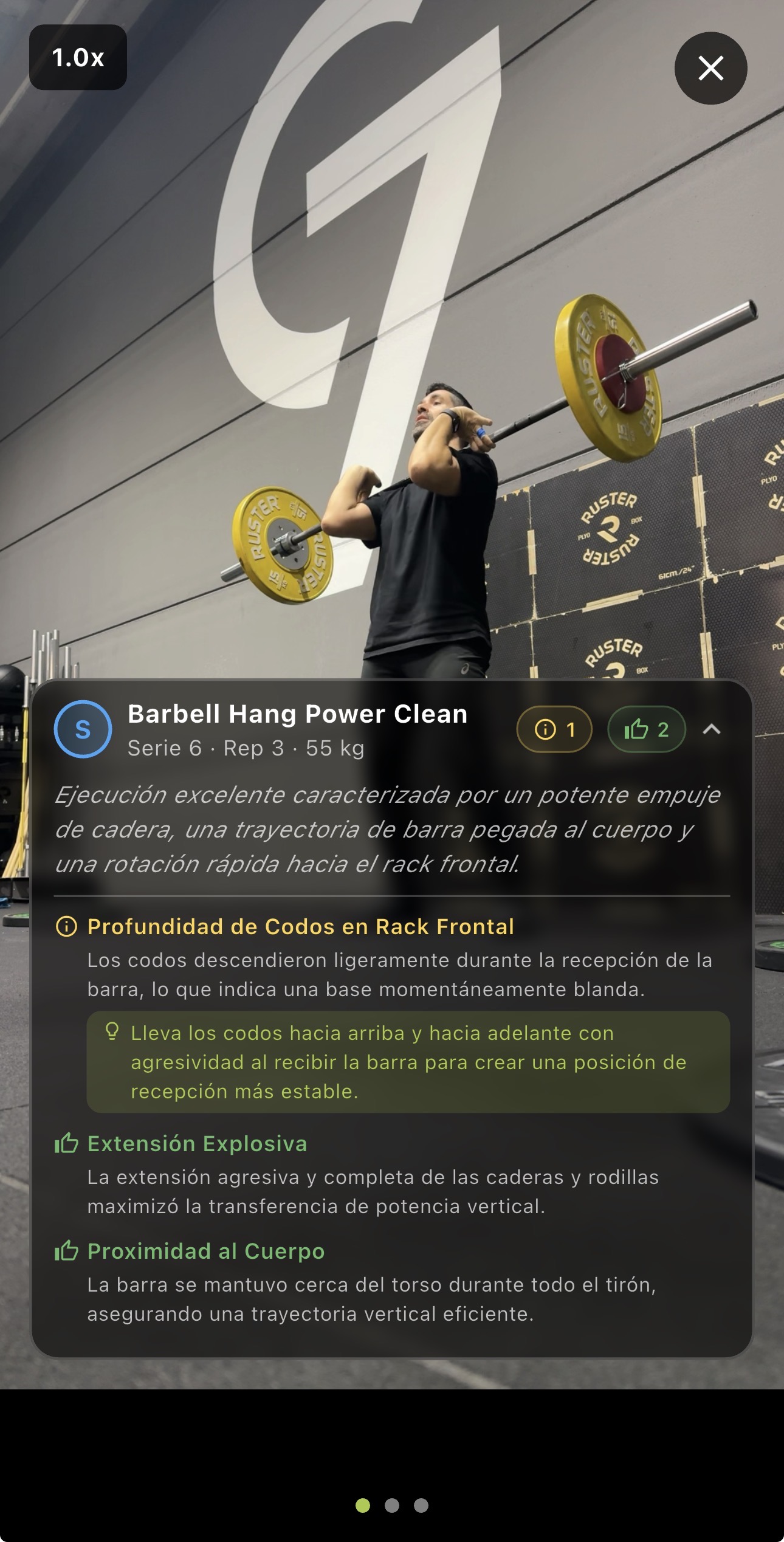 Overlay expandido con feedback completo, criterios e indicaciones de coaching